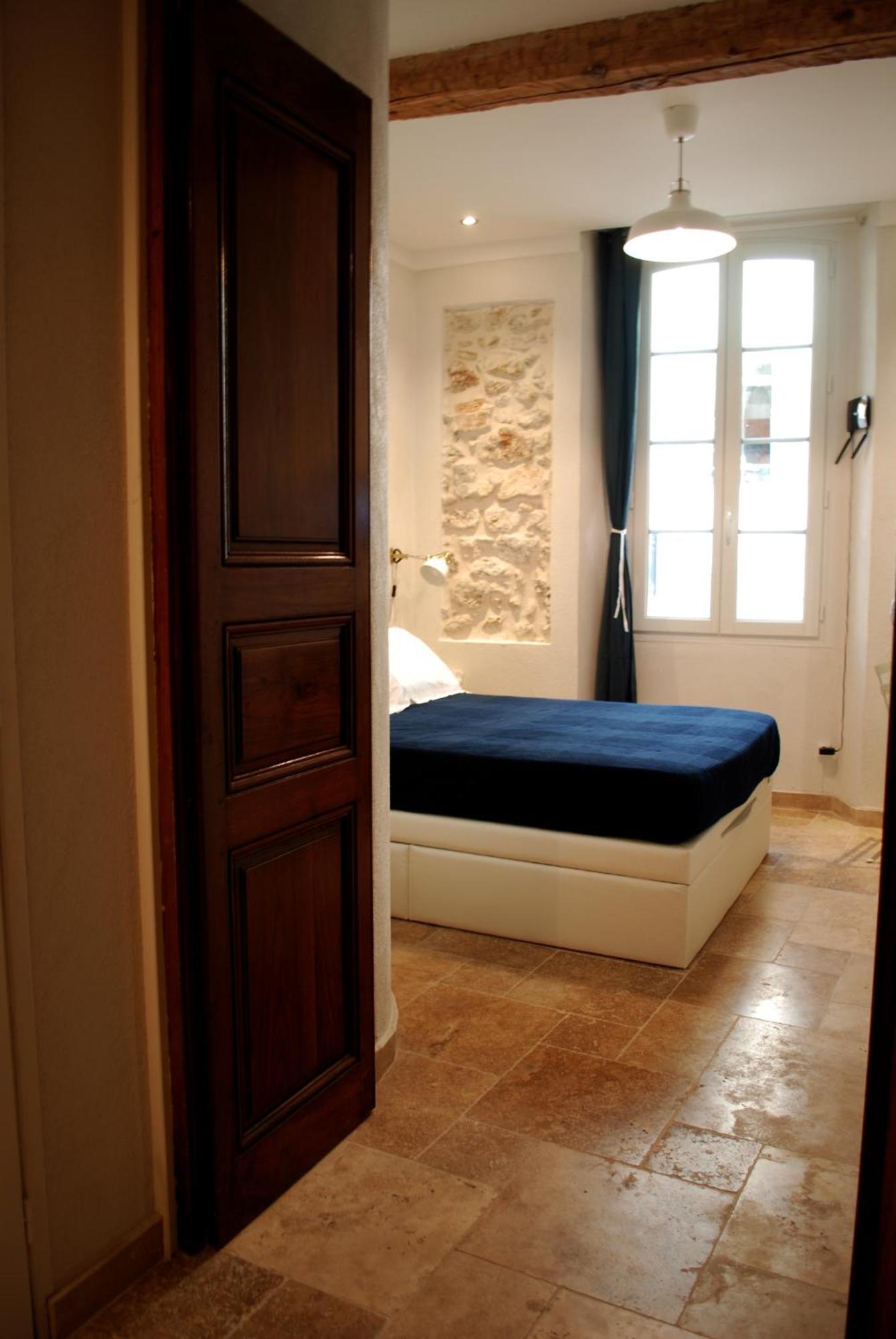 Sortie 44 - Newly Renovated 1 Bedroom, Center Of Old Appartamento Antibes